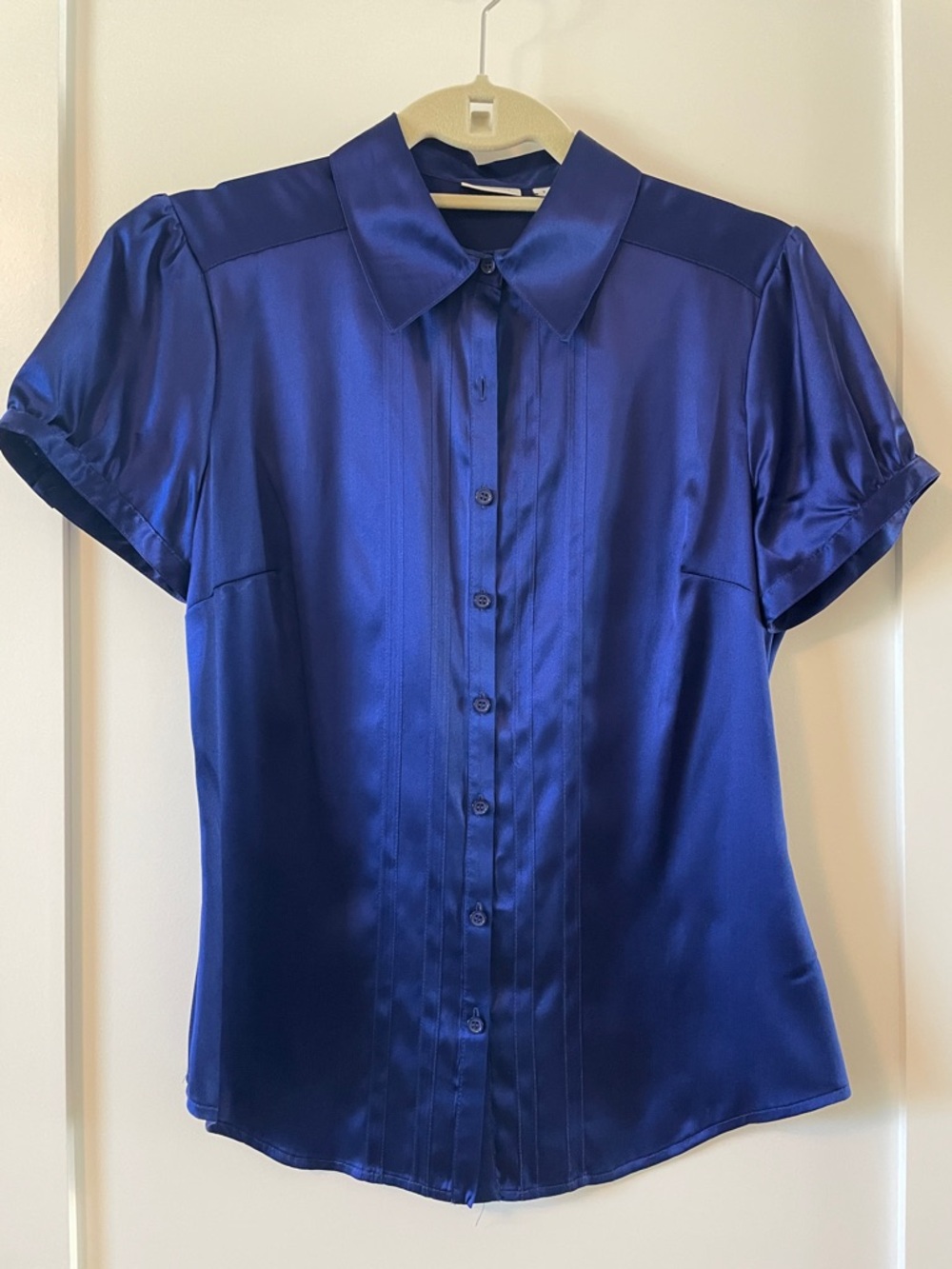 Semantiks Silk Short-Sleeve Button-Front Blouse in Royal Blue